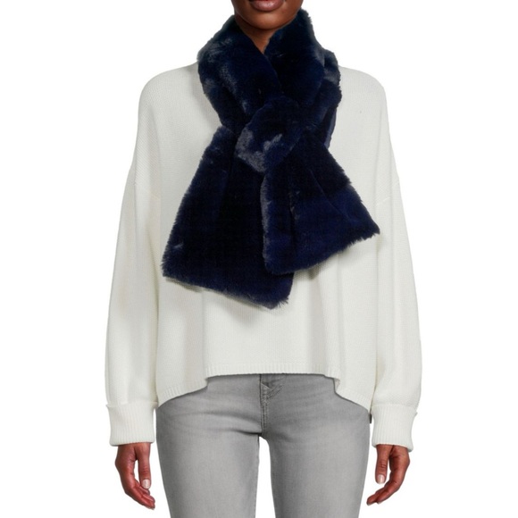 APPARIS Accessories - Apparis Luna Pull Through Faux Fur Scarf in Navy Blue